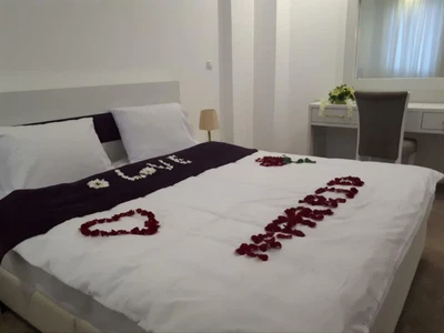 Sepehr Hotel