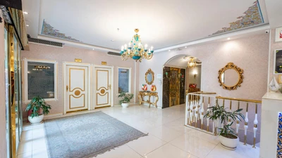 Khajoo Hotel