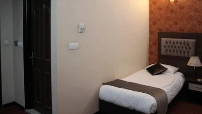 Parsia Grand Hotel