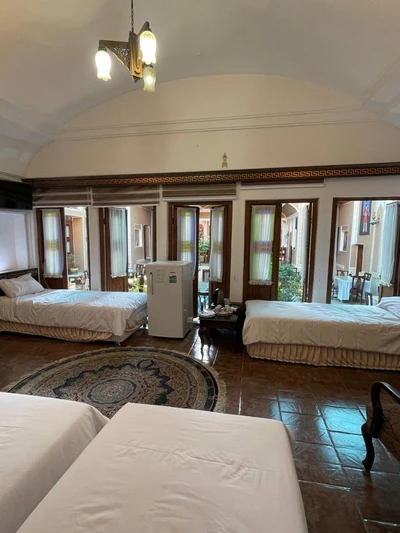 Royaye Ghadim Hotel