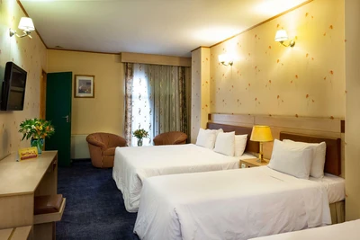 Parsian Ali-Qapu Hotel