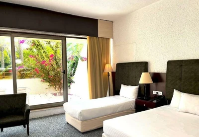 Shayan Hotel