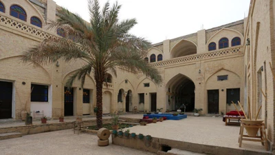 Sarabi Traditional Hotel