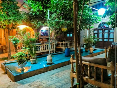 Soroush Traditional Hotel