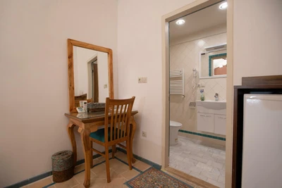 Baba Afzal Hotel