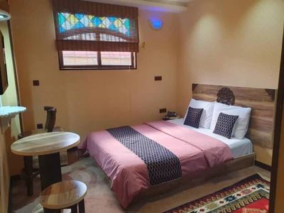 Bahar Narenj Hafez Hotel
