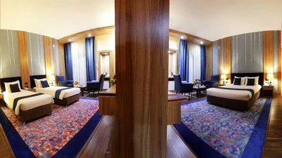 Pardisan Hotel