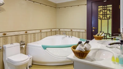 Toranj Hotel