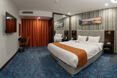 Avina Hotel