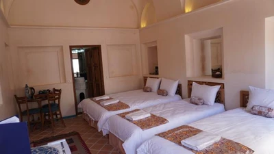Ashkoob Traditional Hotel