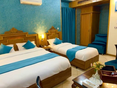 Zohreh Hotel