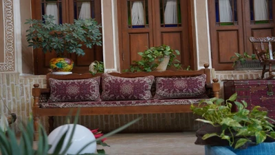 Royaye Ghadim Hotel