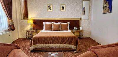 Azadegan Hotel