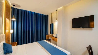 Setareh Hotel