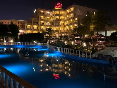 Gambron Hotel
