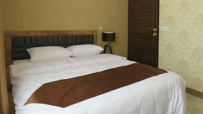 Kourosh Hotel