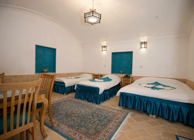 Baba Afzal Hotel