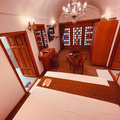 Karvanica Hotel