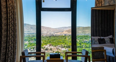Chamran Grand Hotel