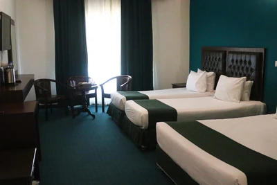 Gambron Hotel
