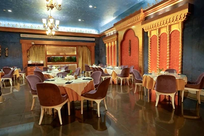 Darvishi Hotel