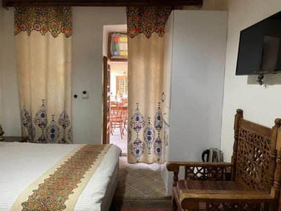Dadamaan Traditional Hotel