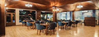Yazd Tourist Hotel