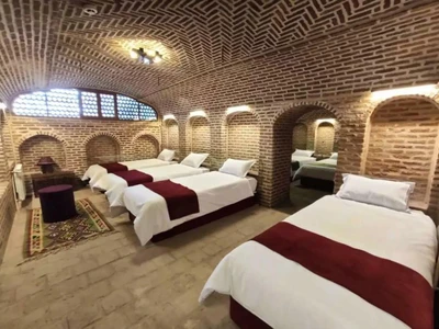 Arghavan Traditional  Hotel