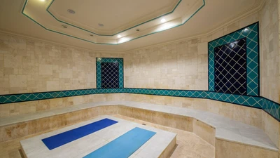 Zandiyeh Hotel