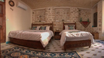 Tabesh Hotel