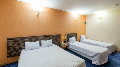 Parsian Ali-Qapu Hotel