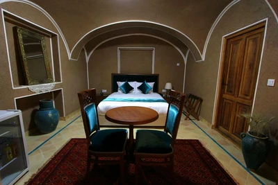 Mandegar House
