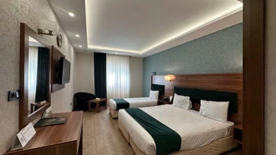 Parsian Ali-Qapu Hotel