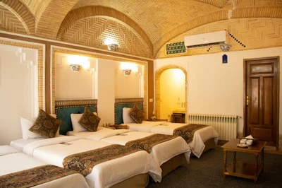 Moshir al-Mamalek Garden Hotel