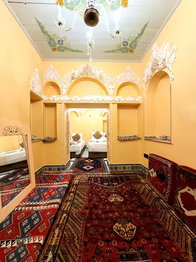 Darvash Traditional Hotel