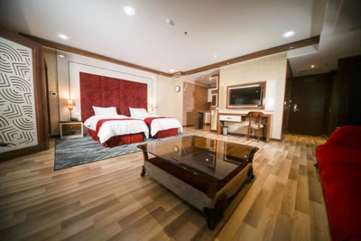 Tabarok Hotel