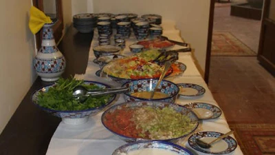 Parsian Ghaleganj Hotel