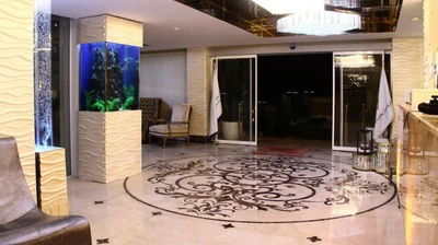 Matin Toranj Hotel