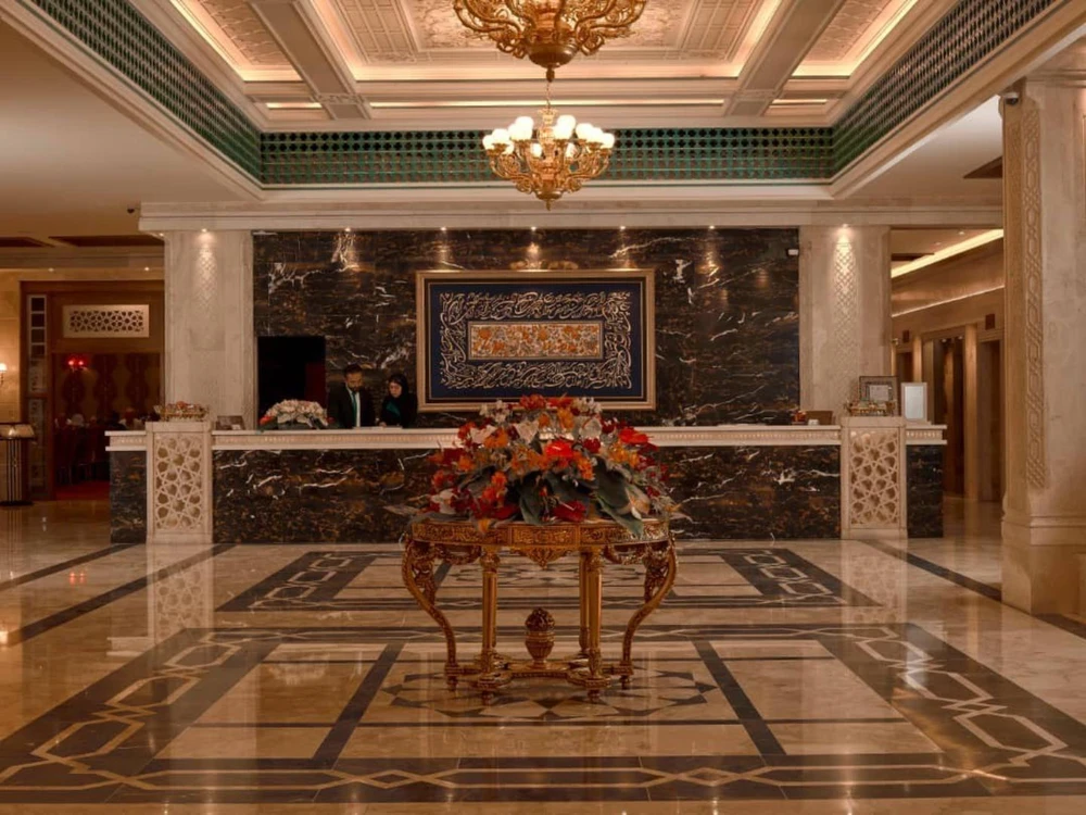 Zandiyeh Hotel