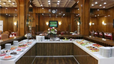 Pars Hotel
