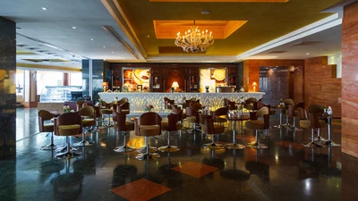Shiraz Grand Hotel