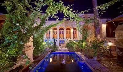 Behrouzi Hotel