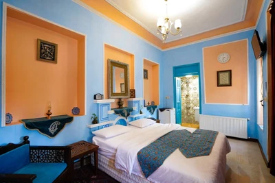 Hatef Traditional Guesthouse