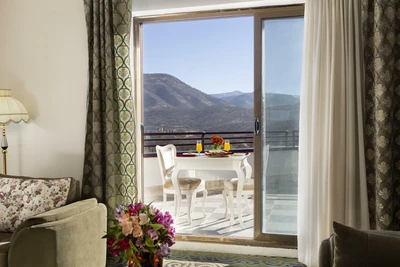 Yasuj Parsian Hotel