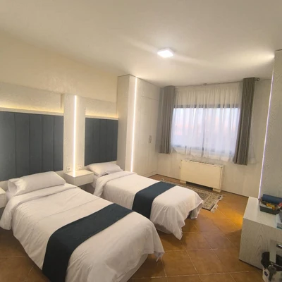 Khaneye Sabz Hotel