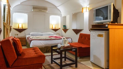 Valee Traditional Hotel
