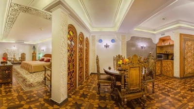 Golden Palace Hotel