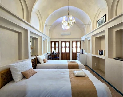Ashkoob Traditional Hotel