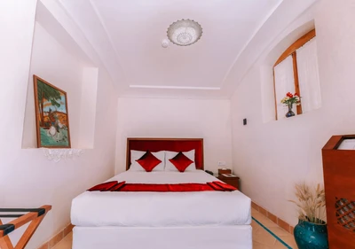 Mandegar House