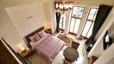 One Thousand and One Night Of Chahar Bagh Hotel